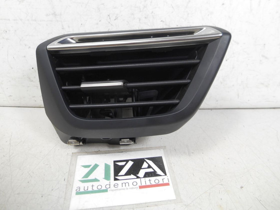 Bocchetta Aria Esterna Destra Peugeot 208 II Res 2025 98283683DX 9823459480