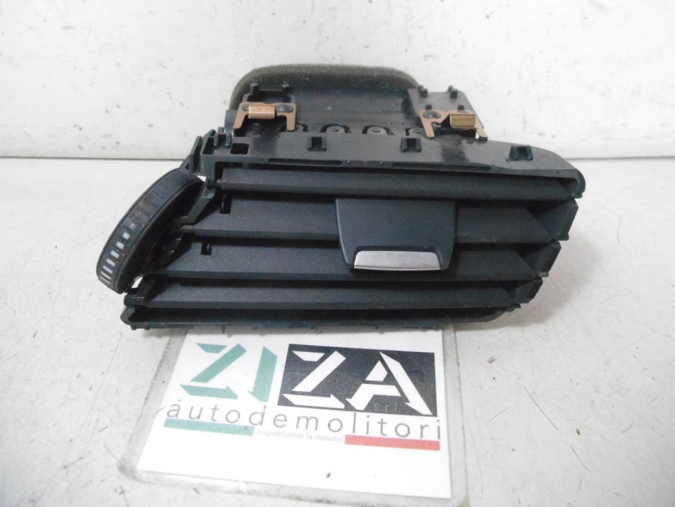 Bocchetta Aria Esterna Destra BMW F45 220i 2015 9262958