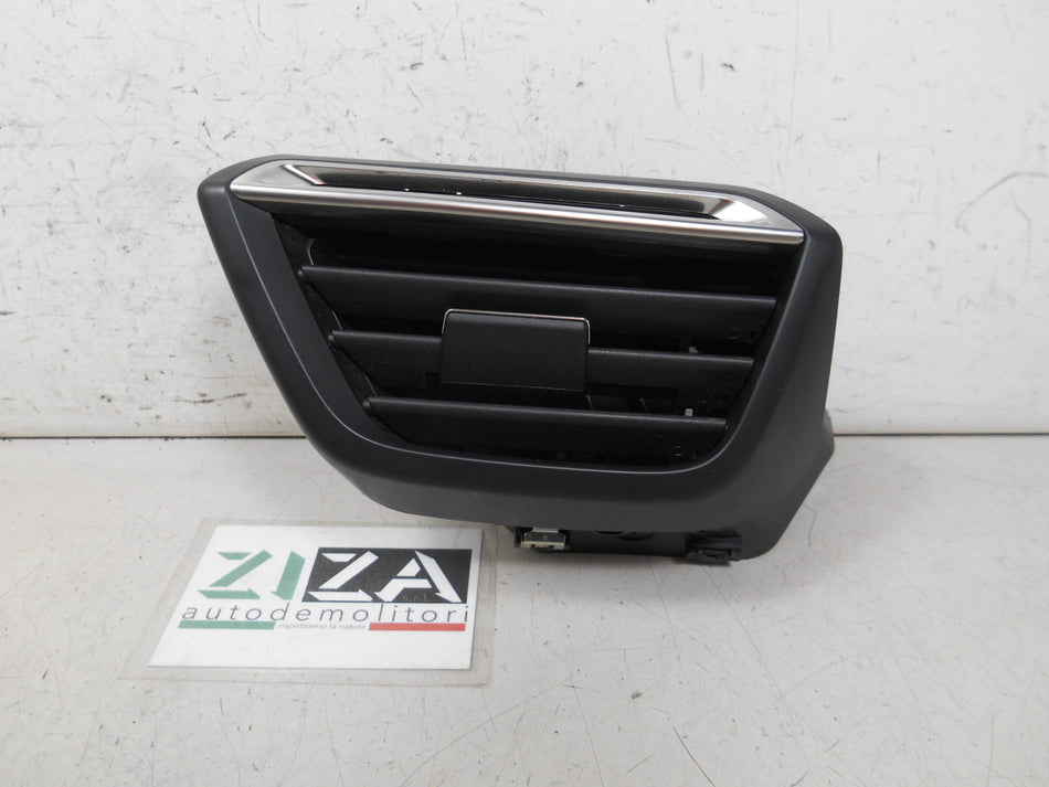Bocchetta Aria Esterna Sinistra Peugeot 208 II 2020 98283685DX 9823459580
