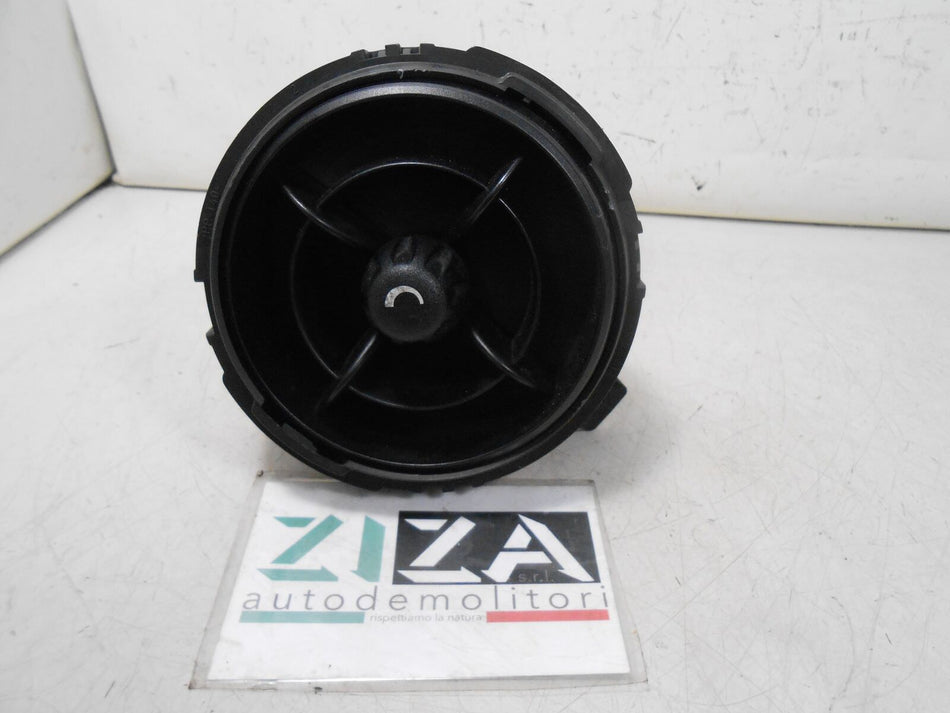 Bocchetta Aria Esterna Mini Cooper D R56 2007 RG23990130