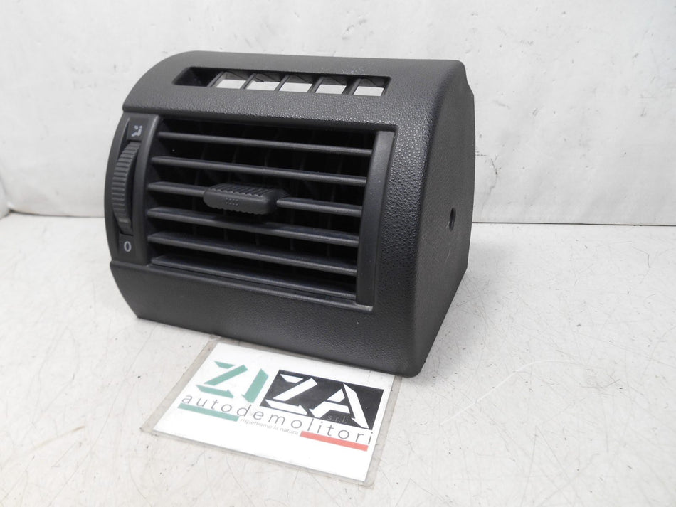Bocchetta Aria Esterna Destra VW Fox 2005 5Z0819704 5Z0857172A