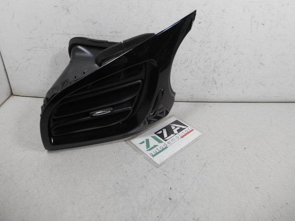 Bocchetta Aria Esterna Sinistra Citroen C3 II 2015 A1092112 96857498ZD
