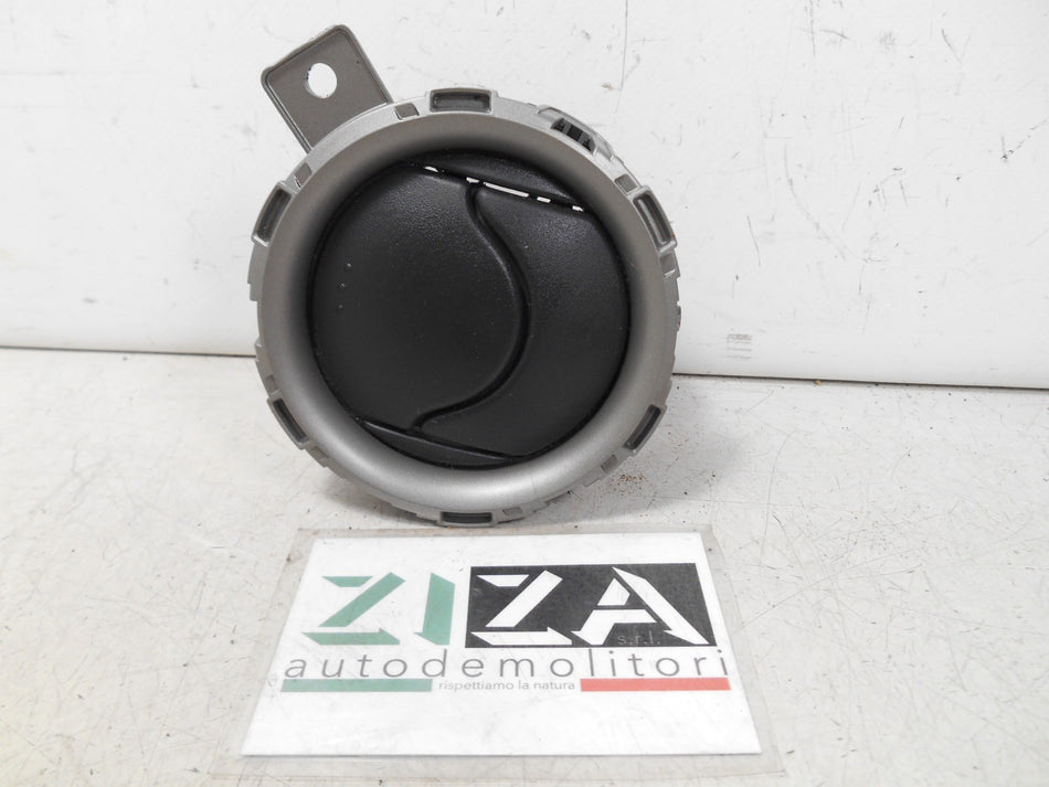 Bocchetta Aria Centrale Nissan Micra K13 2011 1HA3A687604A