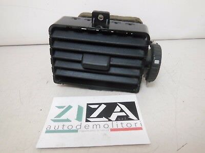 Bocchetta Aria Esterna Destra Nissan Almera N16 2005 68750BN800