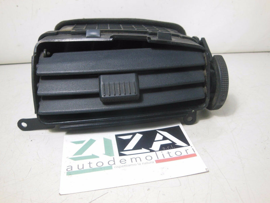 Bocchetta Aria Interna Destra Hyundai Matrix 2003 97432-17000
