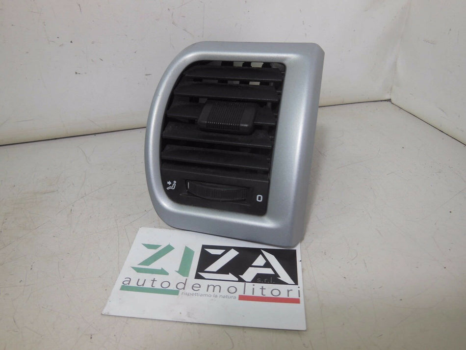 Bocchetta Aria Esterna Destra Skoda Fabia 5J 2010 5J0819702