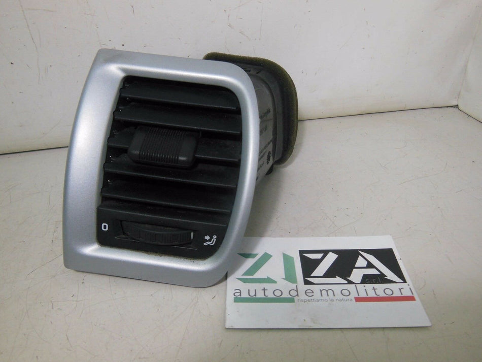 Bocchetta Aria Esterna Sinistra Skoda Fabia 5J 2010 5J0819701