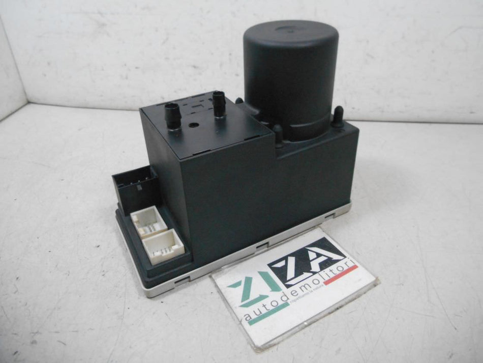 Pompa Chiusura Centralizzata Audi A3 8L 2002 8D0862257C