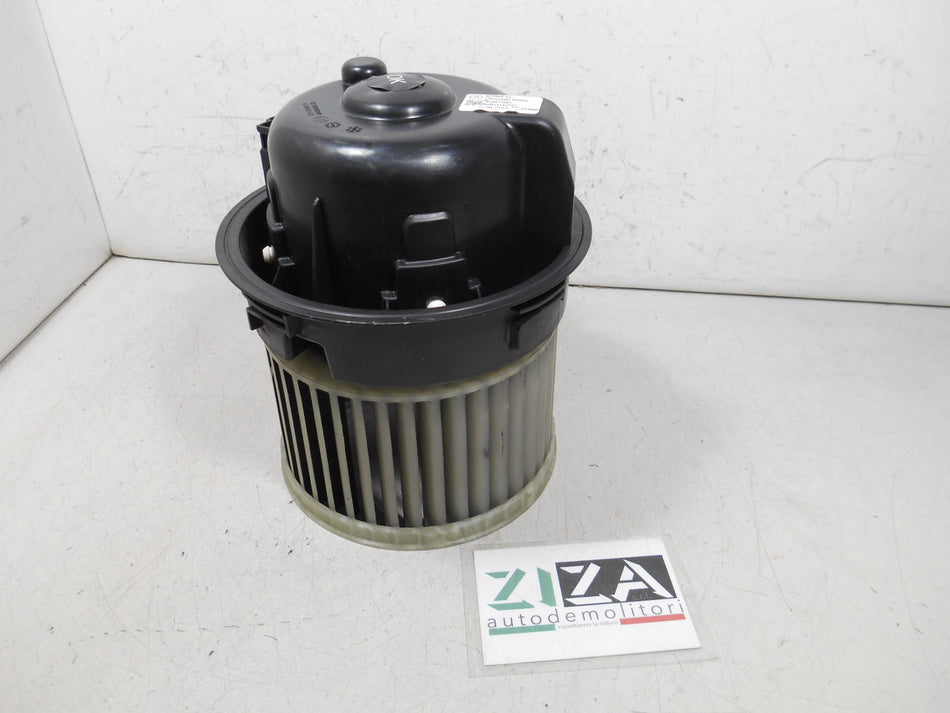 Ventola Riscaldamento Abitacolo Peugeot 208 II 2020 7015011001
A0095V01