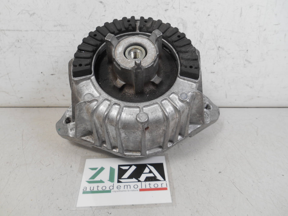 Supporto Motore Sinistro Mercedes W204 C200 2.2 100kw 646811 2008 A2122406317