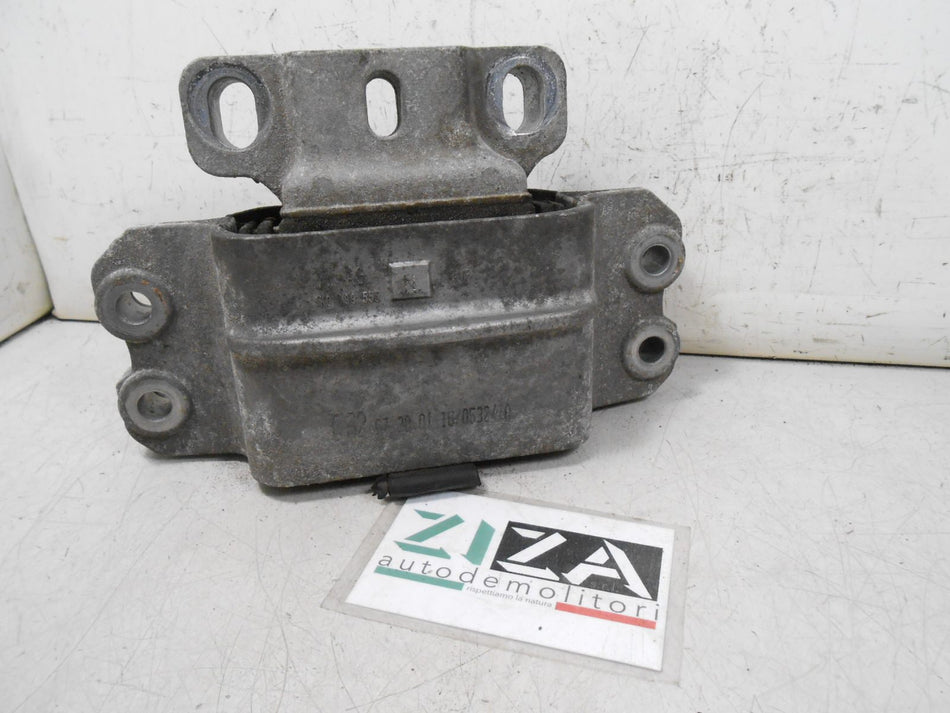 Supporto Motore Skoda Octavia 1.6 105Cv CAY 2010 1K0199555N