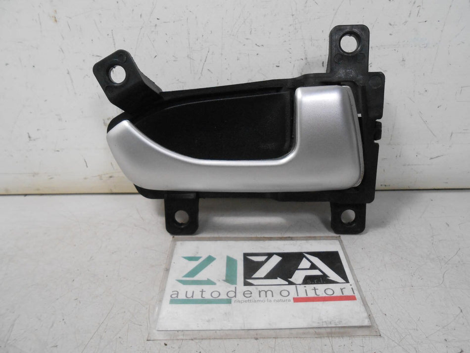 Maniglia Interna Anteriore Destra Kia Sportage SL 2011 82620-3U000