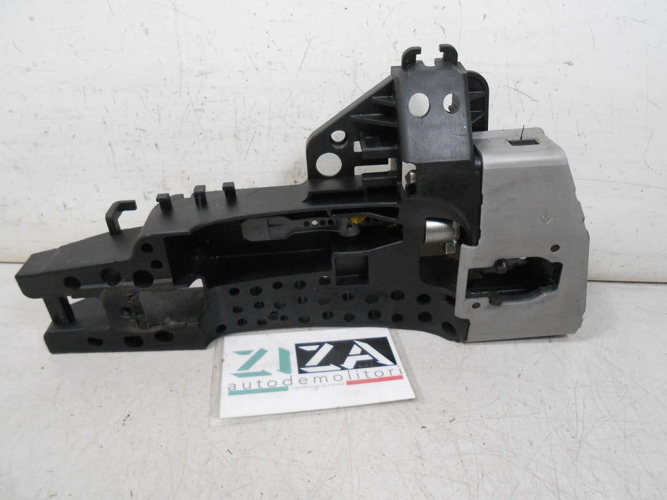 Supporto Maniglia Anteriore Destra Audi A1 8X 2012 8T2837886B