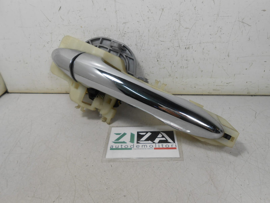 Maniglia Esterna Posteriore Destra + Supporto Kia Sportage SL 2014 90911-00400