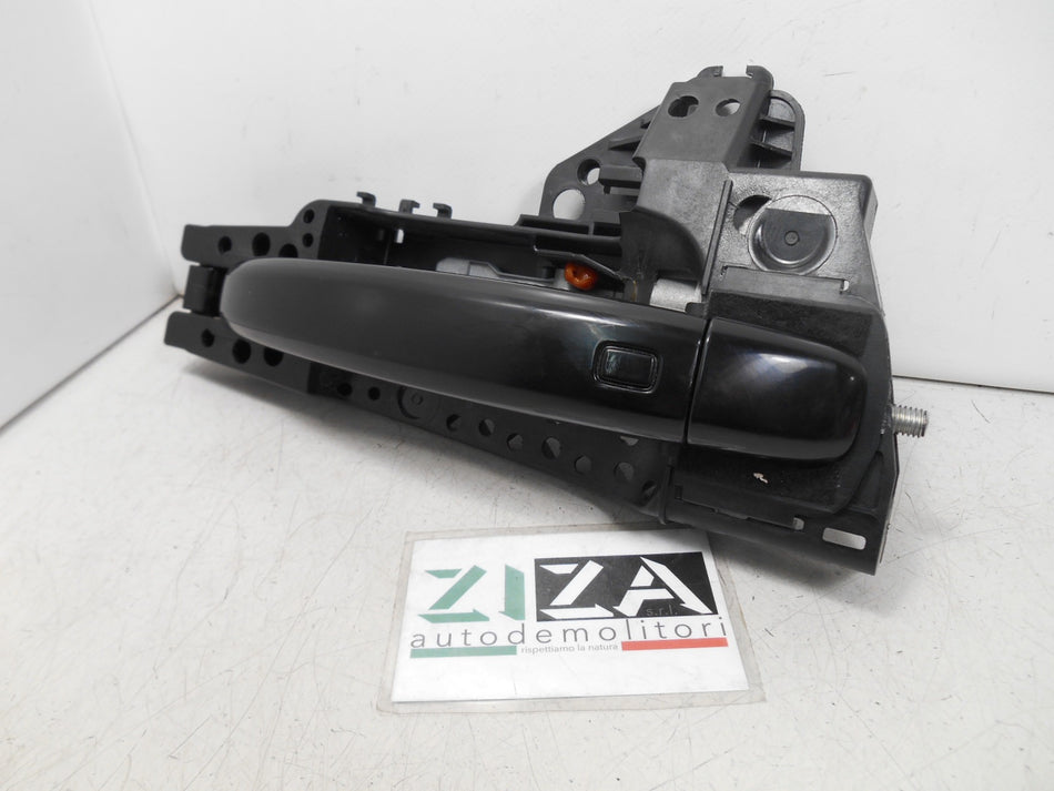 Maniglia Esterna Anteriore Destra + Supporto Audi Q3 2018 8U0837886 8T0837205A