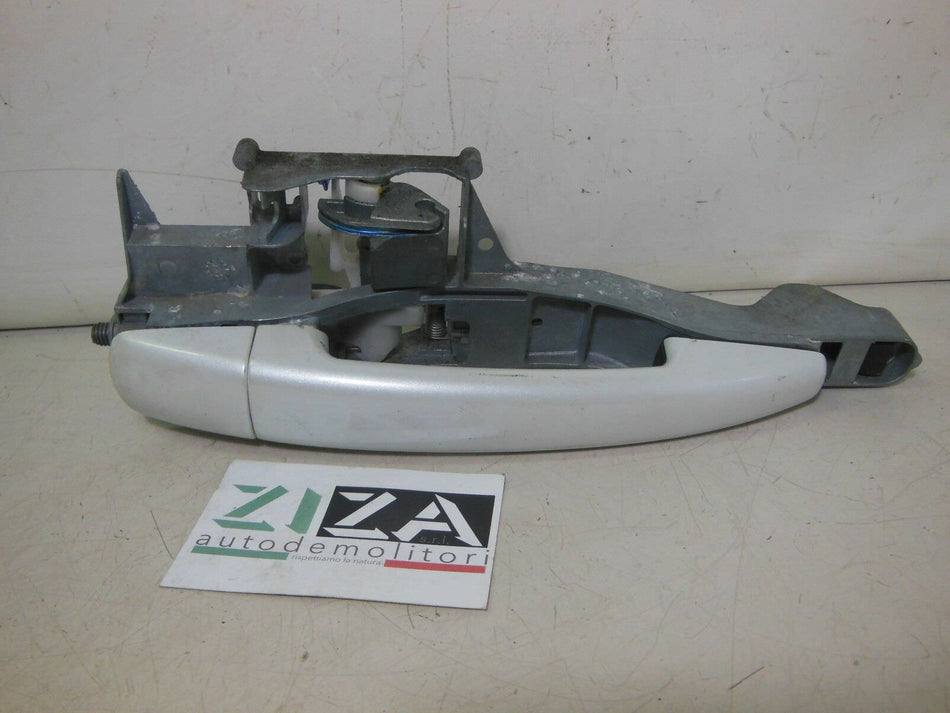 Maniglia Esterna Anteriore Destra Peugeot 2008 2014 9680168580