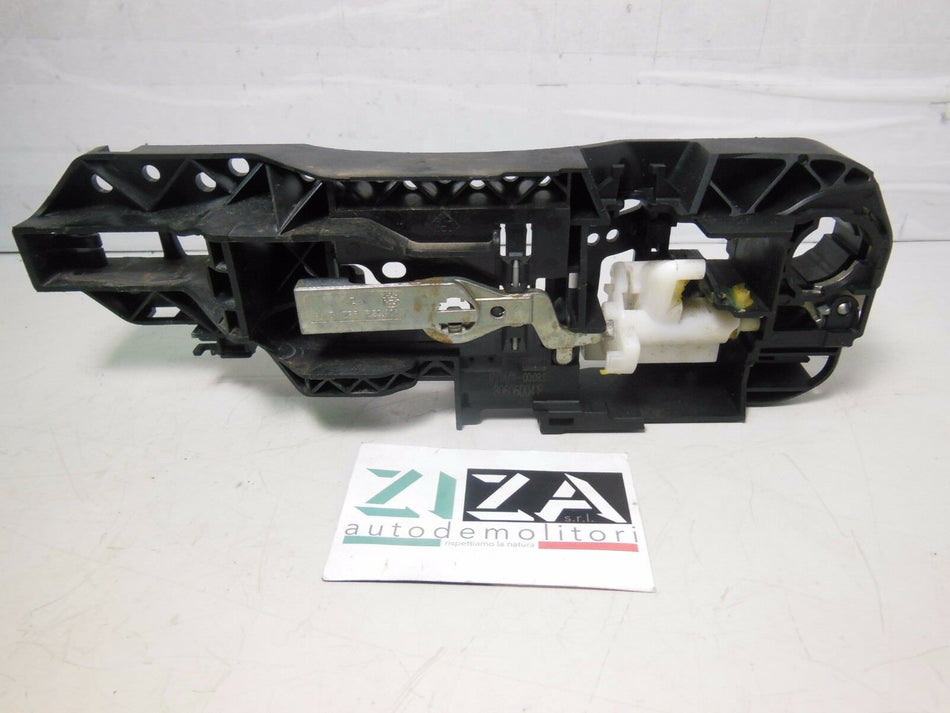 Supporto Maniglia Posteriore Destra Renault Megane III 2011 806060041R