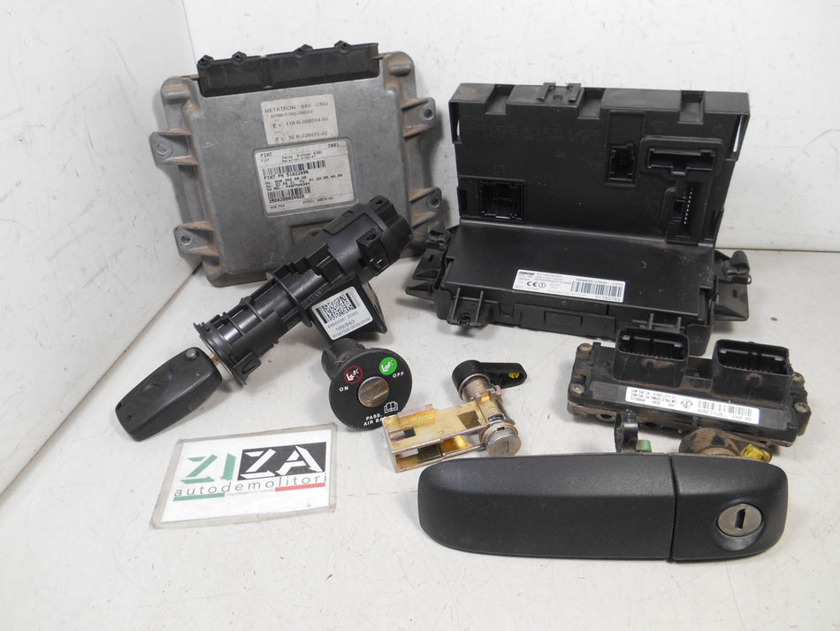 Kit Chiave ECU Fiat Panda 169 1.2 B/Met 60cv 188A4000 2009 51798646 IAW5AFSK