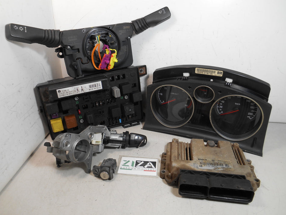 Kit Chiave ECU Opel Astra H 1.7 74kw Z17DTH 2007 0281014643 8980741541
