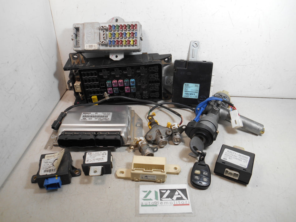 Kit Chiave ECU Kia Sorento 2.5 140cv D4CB 2004 39100-4A810 0281011579