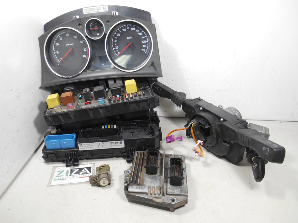 Kit Chiave ECU Opel Zafira B 1.6 B/Met 69kw Z16YNG 2006 28023583