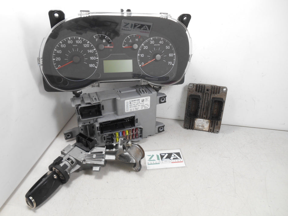 Kit Chiave ECU Fiat Qubo 1.4 B/Met 57kw 77cv 350A1000 2010 51926685 IAW5SF8P3