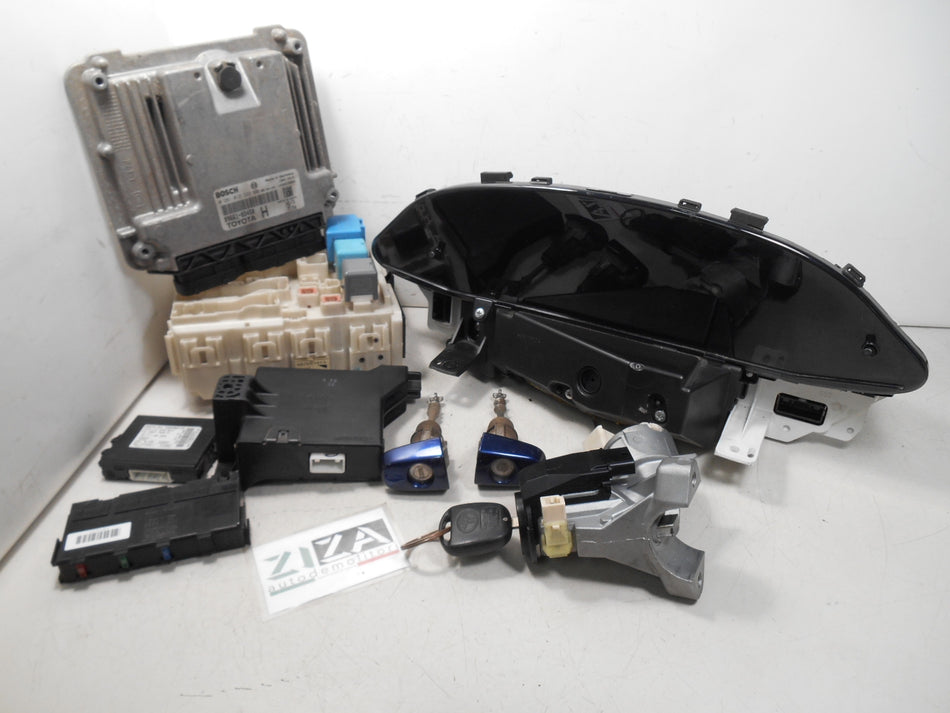 Kit Chiave ECU Toyota Yaris XP90 1.4 90cv 1NDTV 2007 89661-0D450 83800-0D690-D