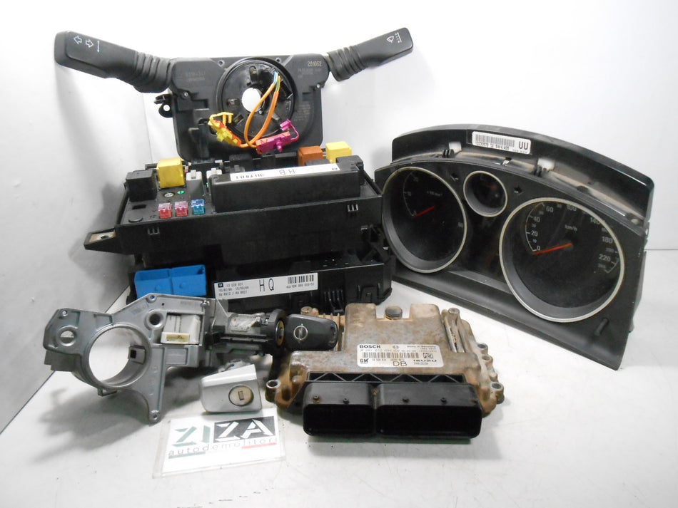 Kit Chiave ECU Opel Astra H 1.7 74kw Z17DTH 2006 0281012694 55560810