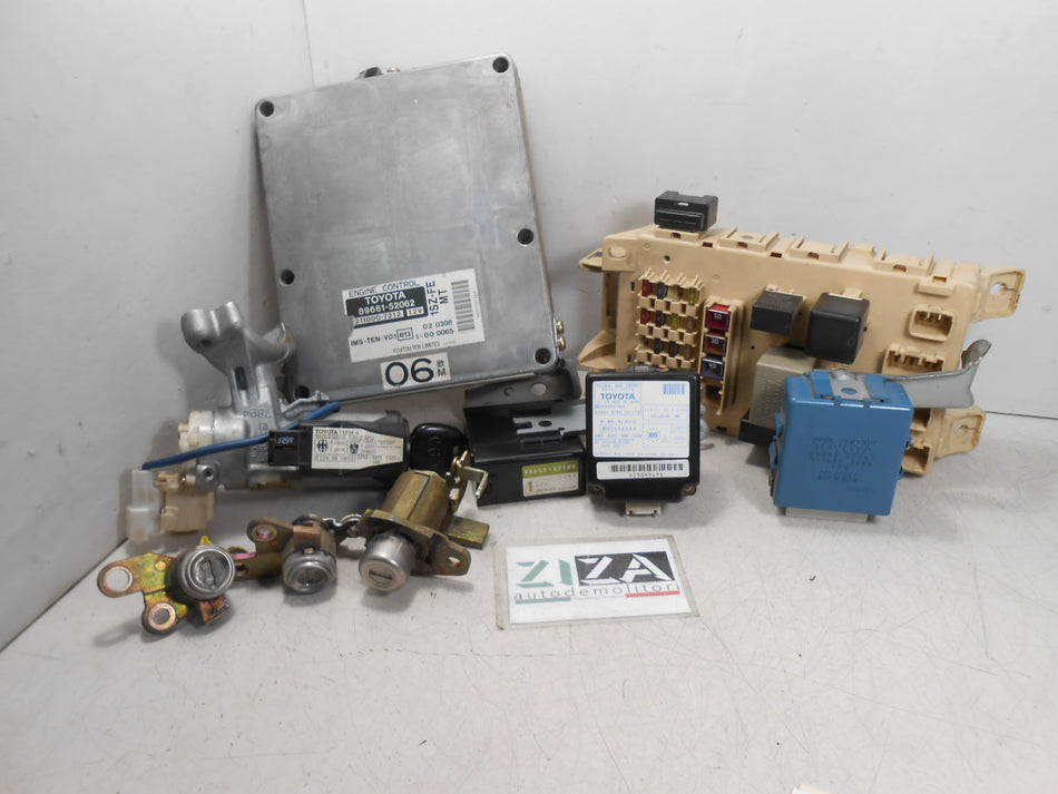Kit Chiave ECU Toyota Yaris XP10 1.0 50kw 68cv 1SZFE 2000 89661-52062