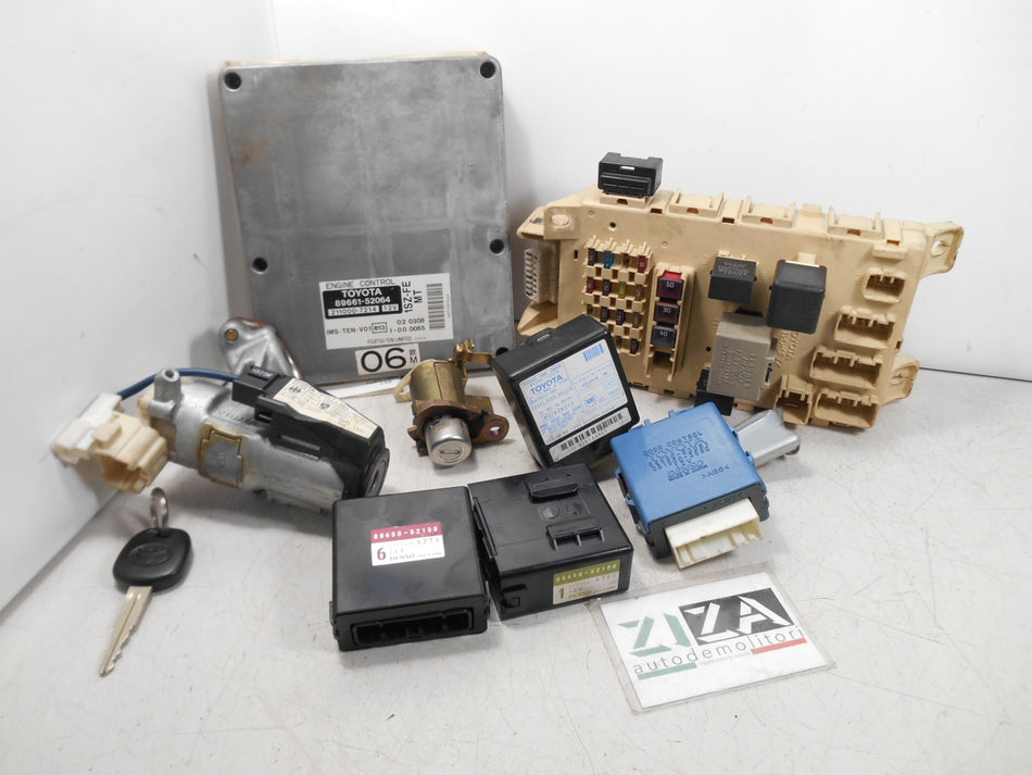 Kit Chiave ECU Toyota Yaris XP10 1.0 50kw 1SZFE 2000 89661-52064