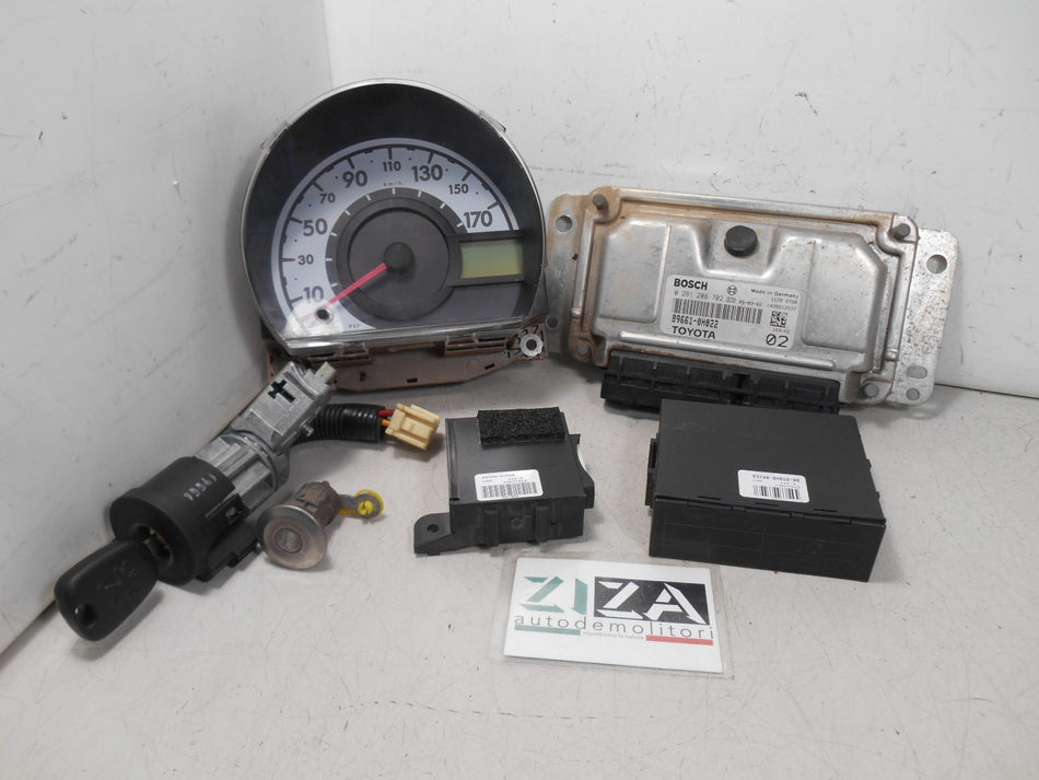 Kit Chiave ECU Peugeot 107 1.0 50kw 1KR 2005 89661-0H022 0261208702