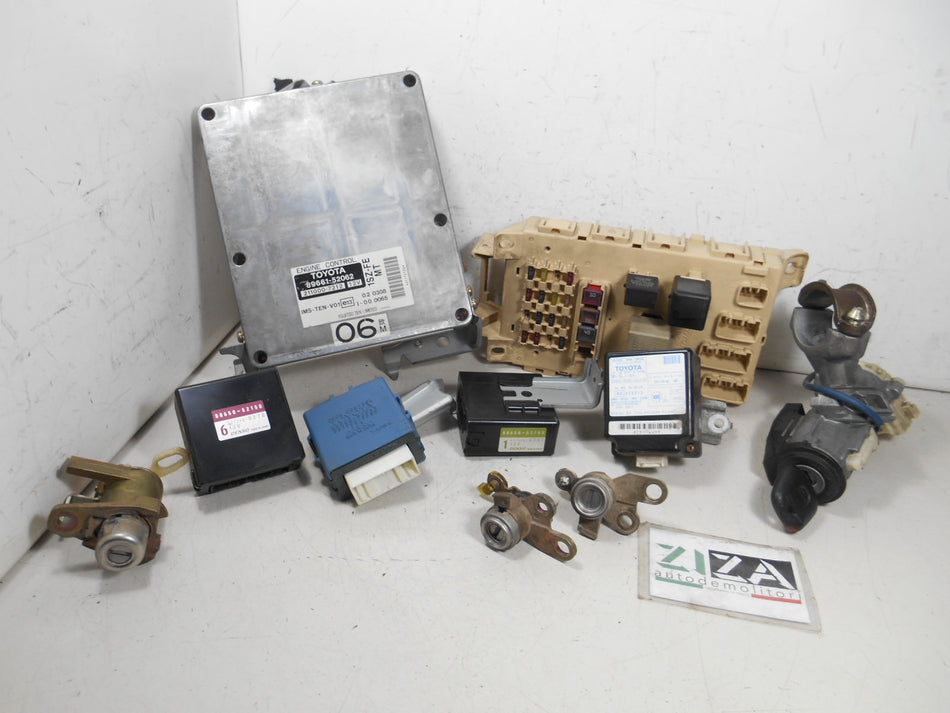 Kit Chiave ECU Toyota Yaris XP10 1.0 50kw 68cv 1SZFE 2000 89661-52062