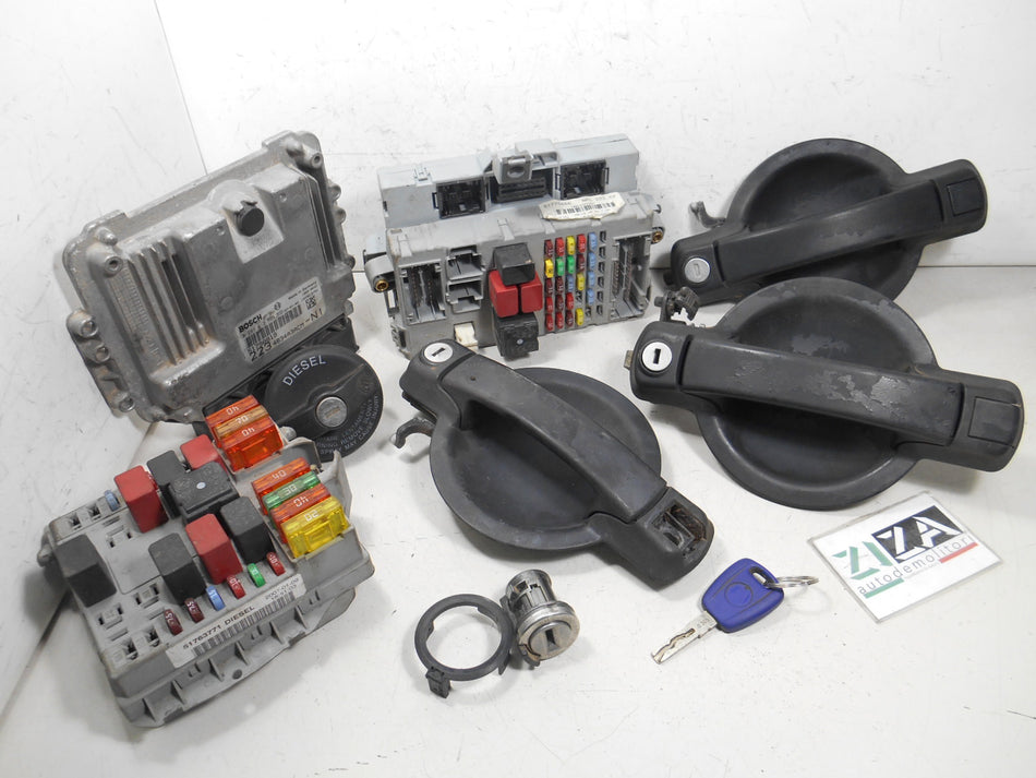 Kit Chiave ECU Fiat Doblò I 1.9 Mjet 77kw 105cv 223B1000 2007 51798819