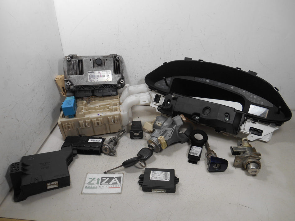 Kit Chiave ECU Toyota Yaris XP90 1.0 69cv 1KRFE 2007 0261208841 89661-0D270