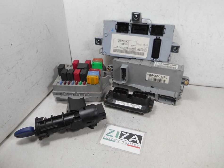 Kit Chiave ECU Fiat Punto 188 1.2 60cv 188A4000 2000 55195641 IAW5AF.P4