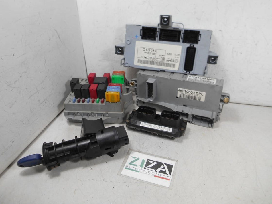 Kit Chiave ECU Fiat Punto 188 1.2 60cv 188A4000 2000 55195641 IAW5AFP4