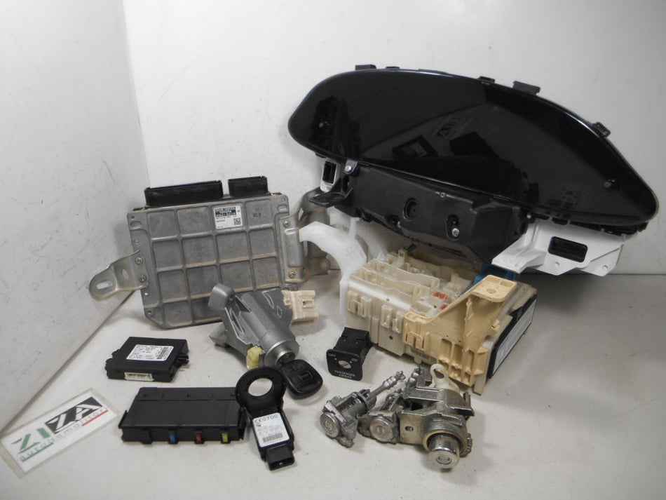 Kit Chiave ECU Toyota Yaris XP90 1.3 64kw 87cv 2SZFE 20 89661-0D310 MB275100-2493