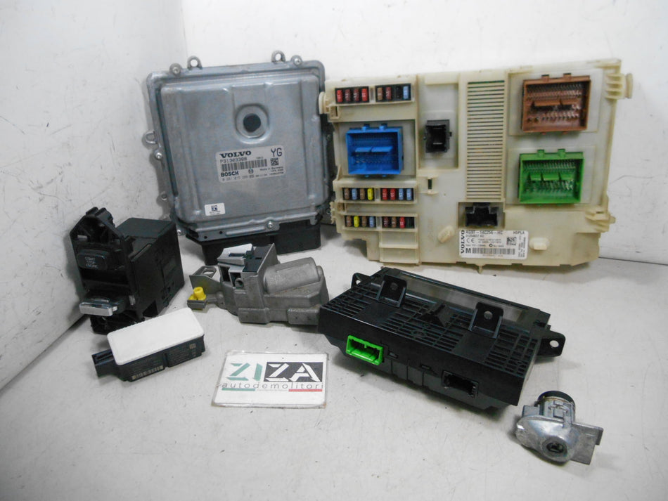 Kit Chiave ECU Volvo XC60 2.4 120kw D5244T17 2010 31303388 0281015286