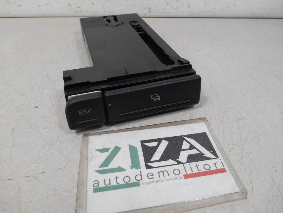 Cassetto Vano Portaoggetti Portaschede Audi A4 B7 2005 8E1941561 Tasto ESP