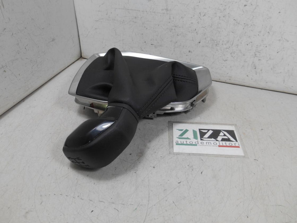 Cuffia + Pomello Cambio 5 Marce Peugeot 208 II Res 2025 9830487380