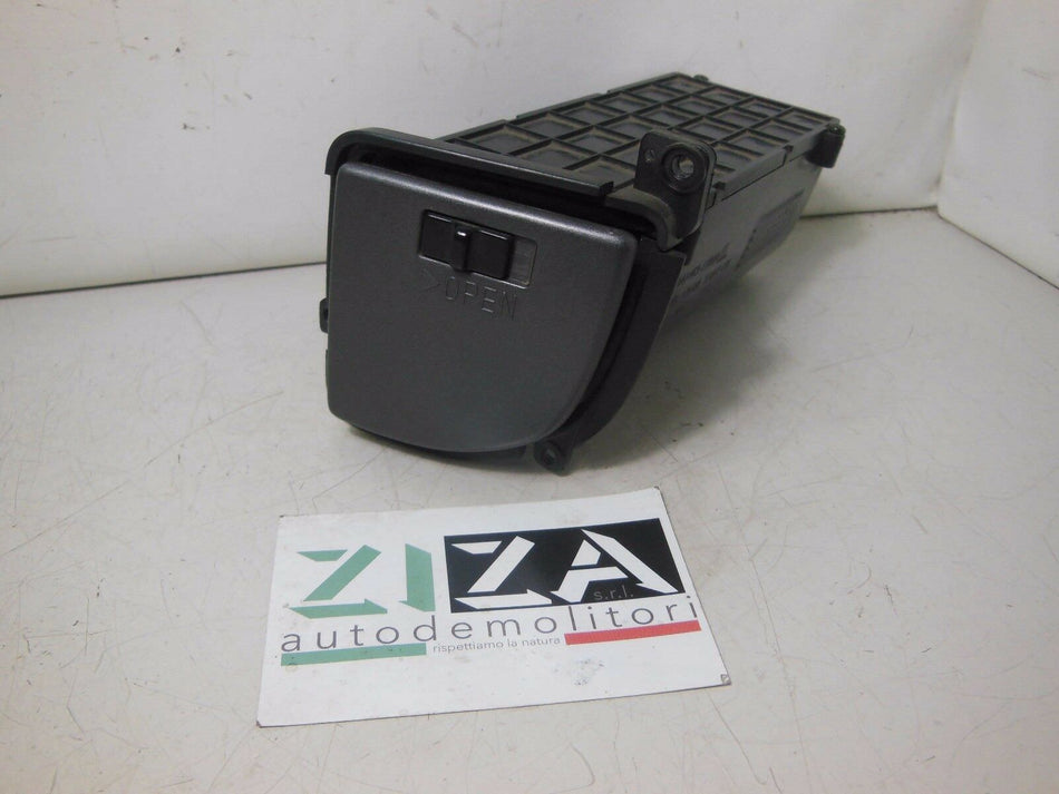 Cassetto Centrale Hyundai Matrix 2003 847463-17000