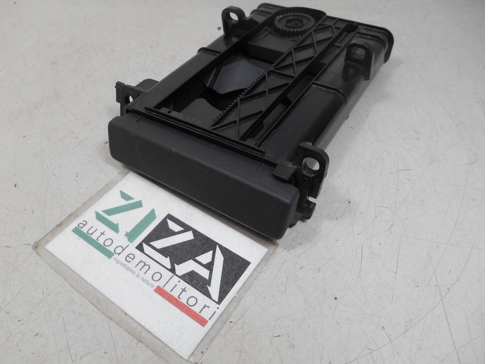 Cassetto Portabicchieri Toyota Auris E150 2008 55620-02110