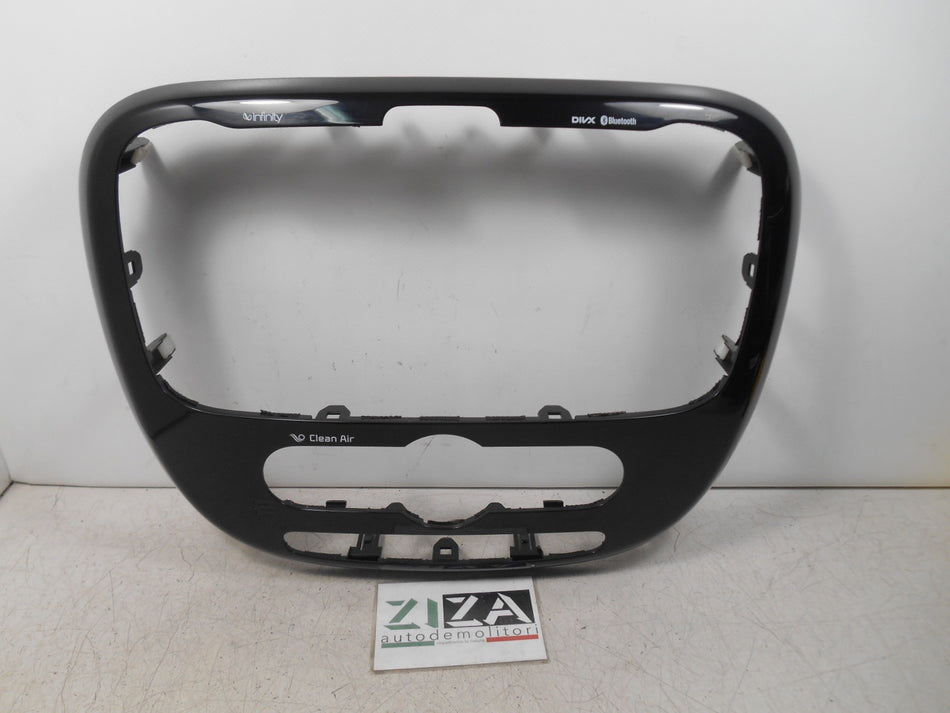 Cornice Centrale Navigatore Autoradio Kia Soul II PS 2015