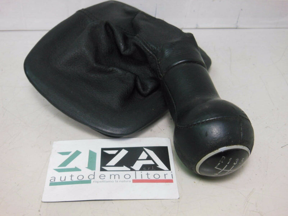 Cuffia + Pomello Cambio 5 Marce VW Bora 2001