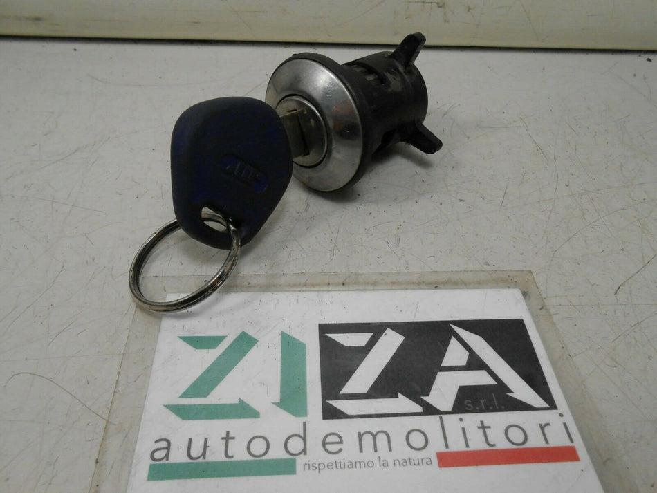 Nottolino Porta + Chiave Fiat Punto 176 1.1 40kw 1998