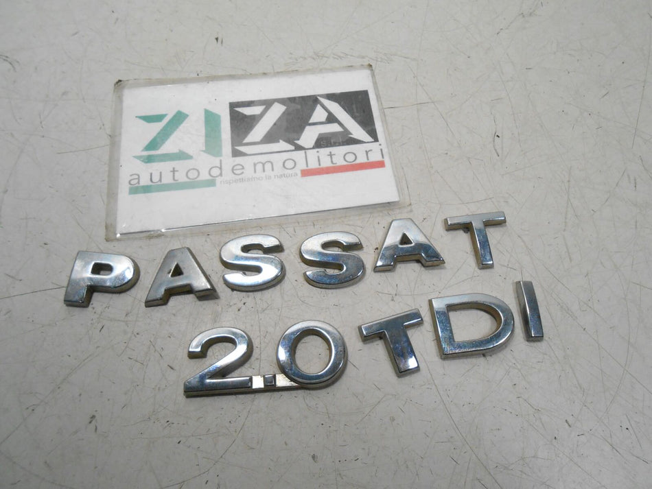 Scritta Portellone Posteriore VW Passat 3C 2008 USATO