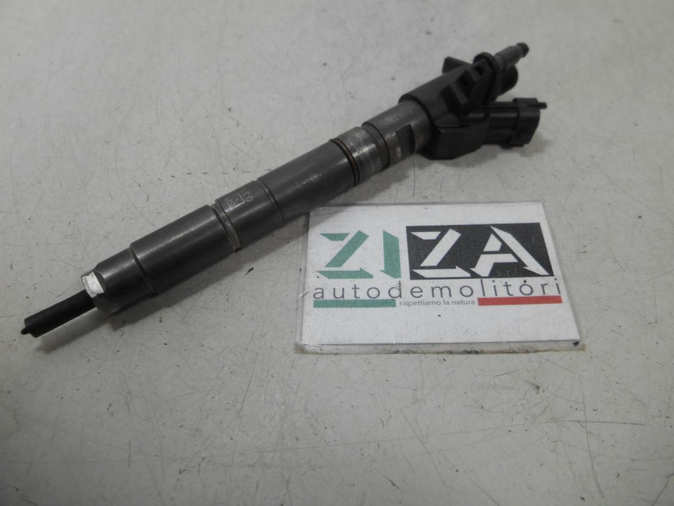 Iniettore Volvo XC60 2.4 120kw D5244T17 2010 31272767 0445116036