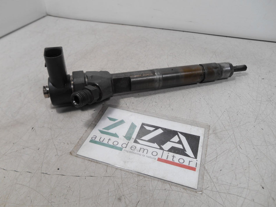 Iniettore Mercedes W202 2.2 75kw 102cv 611960 1998 A6110700487 0445110010