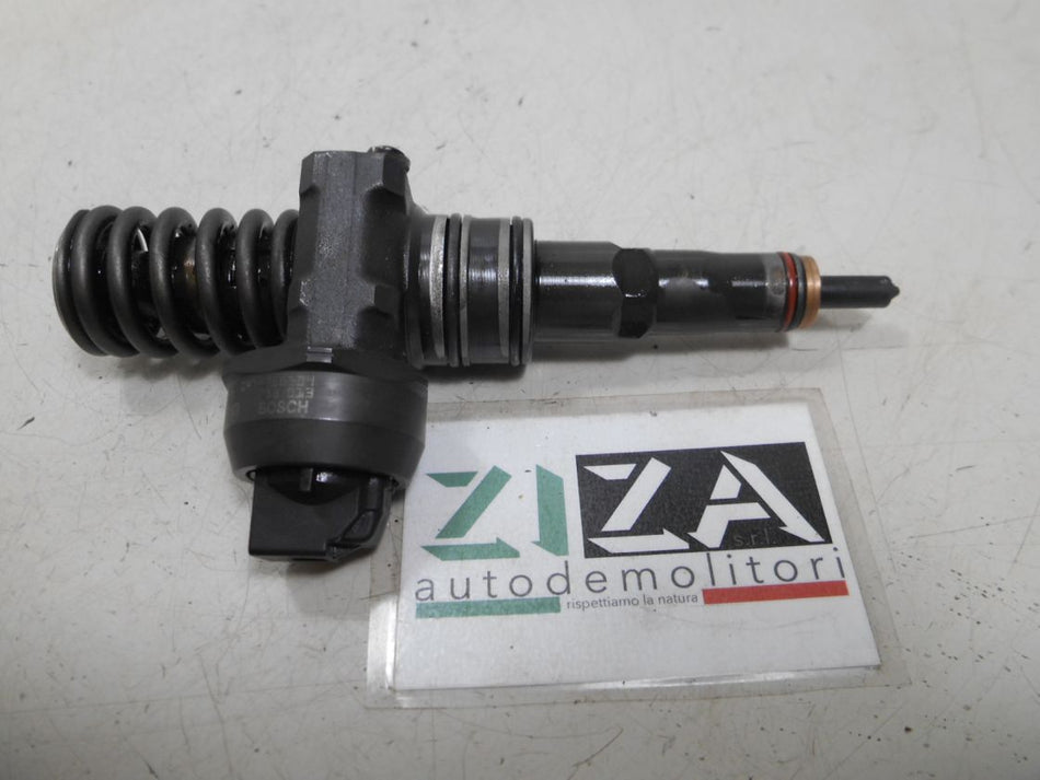 Iniettore VW Passat 3BG SW 1.9 TDI 130cv AVF 2002 038130073AN 0414720209