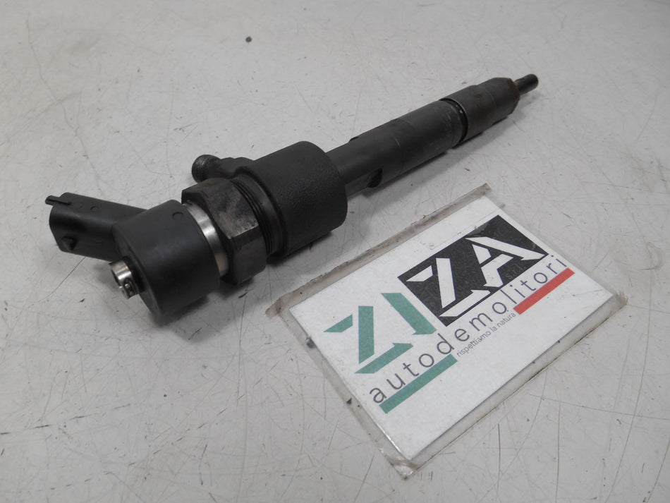 Iniettore Alfa 147 1.9 JTD 85kw 115cv 937A2000 2001 0445110068